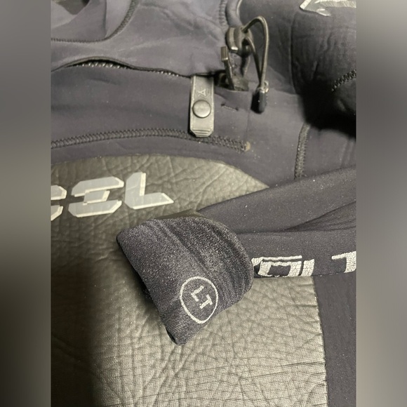 XCEL 4/3MM Men’s LT Neck Zip Full Wetsuit - Picture 6 of 7